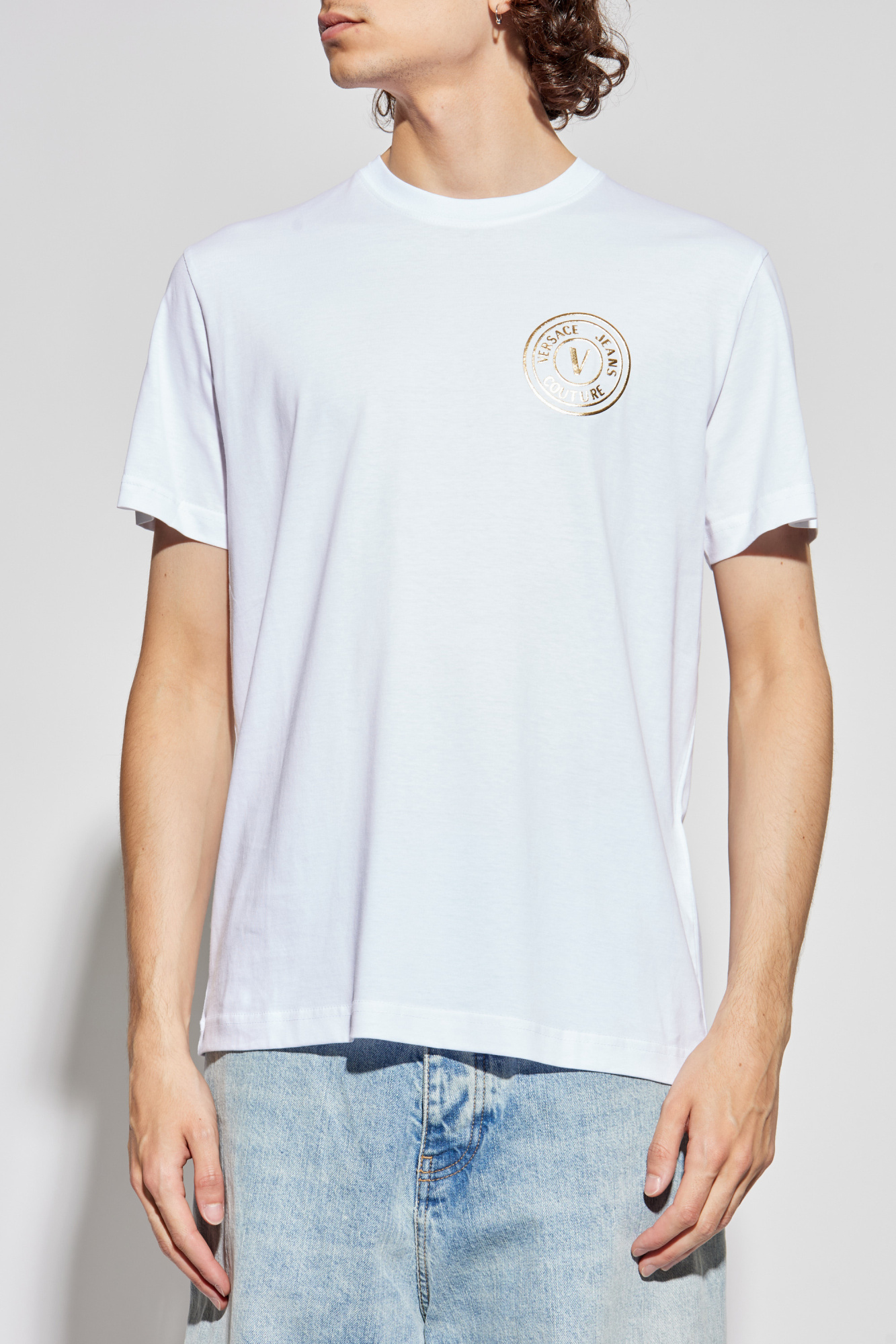 【関税込み】Versace Jeans Couture ホワイト プリントTシャツ Versace Jeans Couture プリント Tシャツ | ホワイト | FARFETCH JP